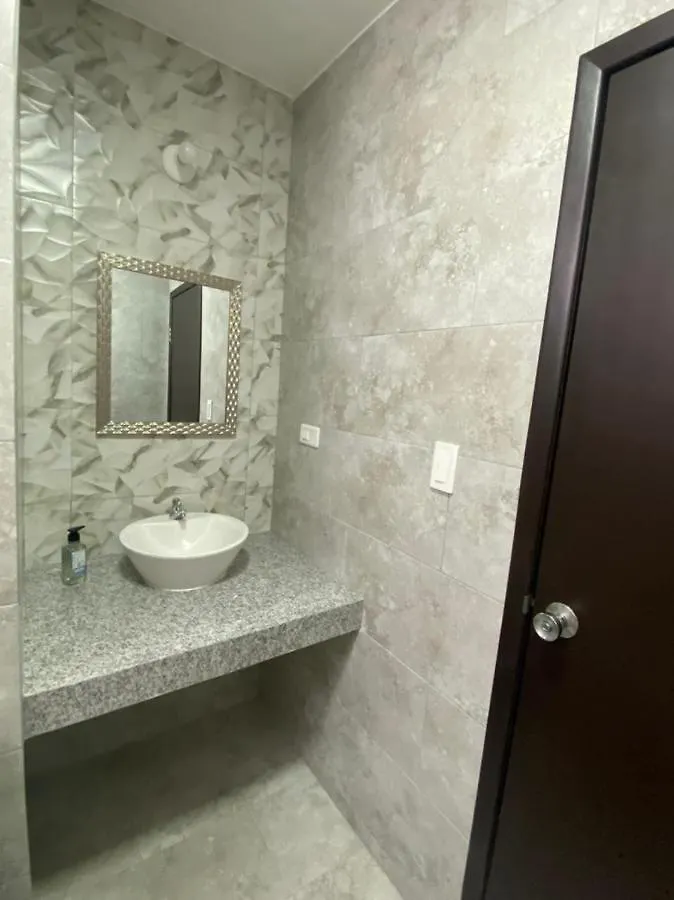 Ncg Suite Centro Guayaquil Apartmán